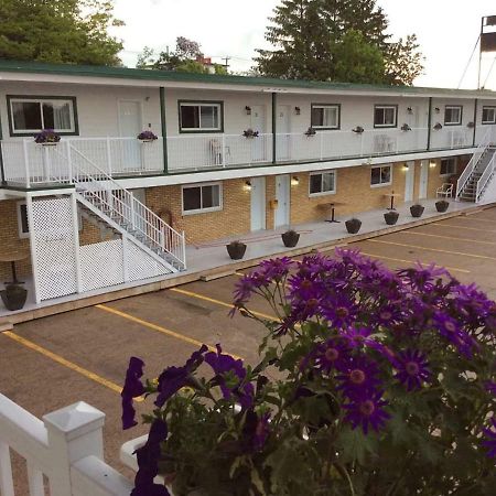 Miami Motel Inc Труа-Рів'єр Екстер'єр фото